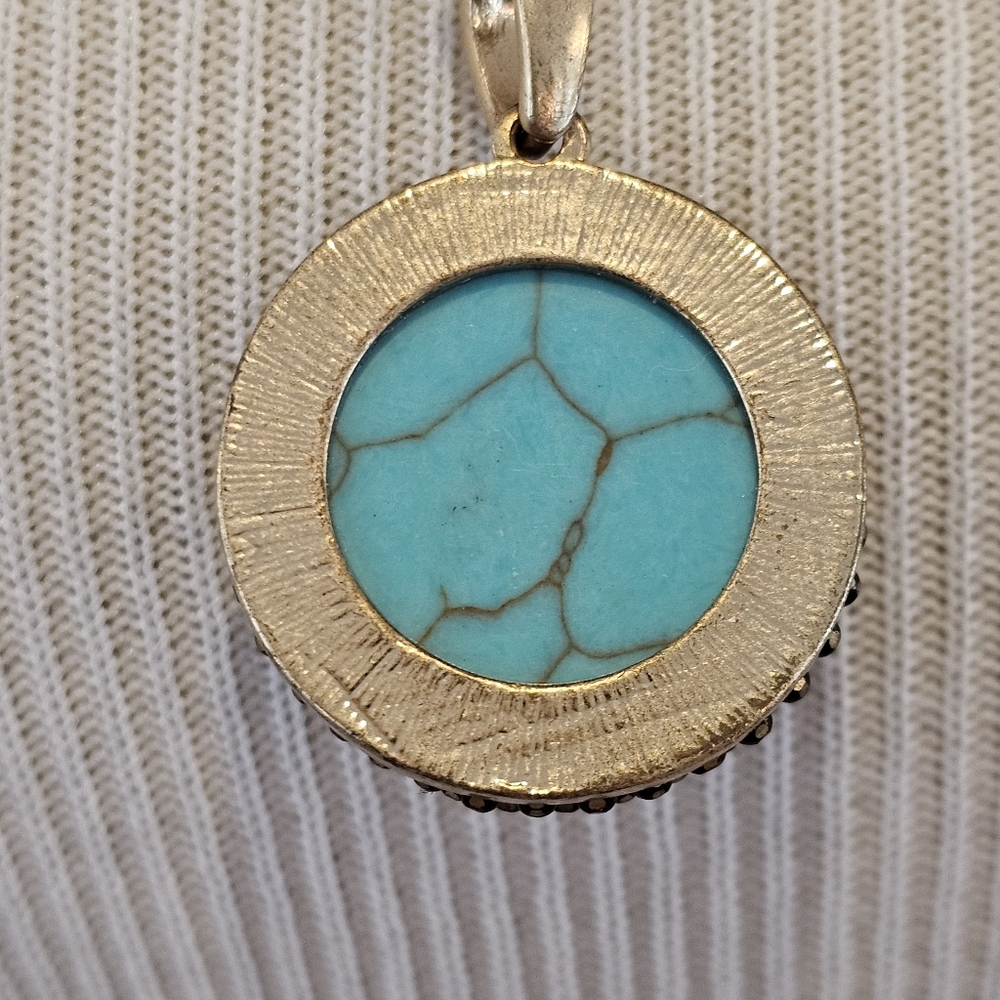 Faux Turquoise Cabochon/Rhinestone Pendant On a Matte Goldtone Necklace - Picture 3 of 6